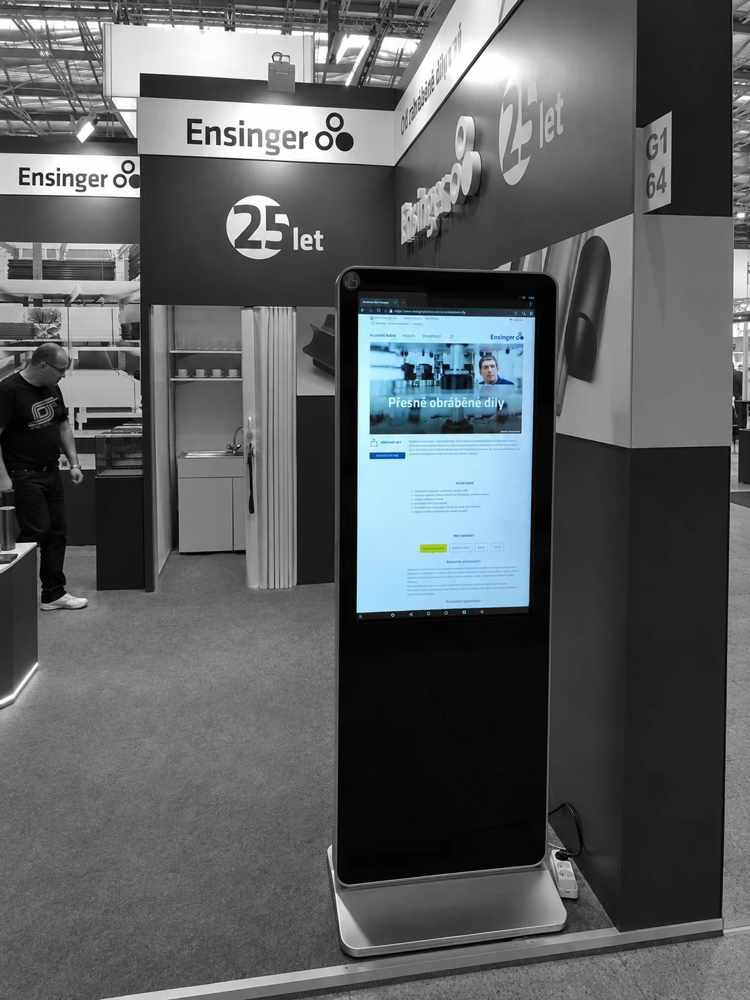 Ensinger – Webová prezentace firmy na dotykovém panelu přímo na stánku.